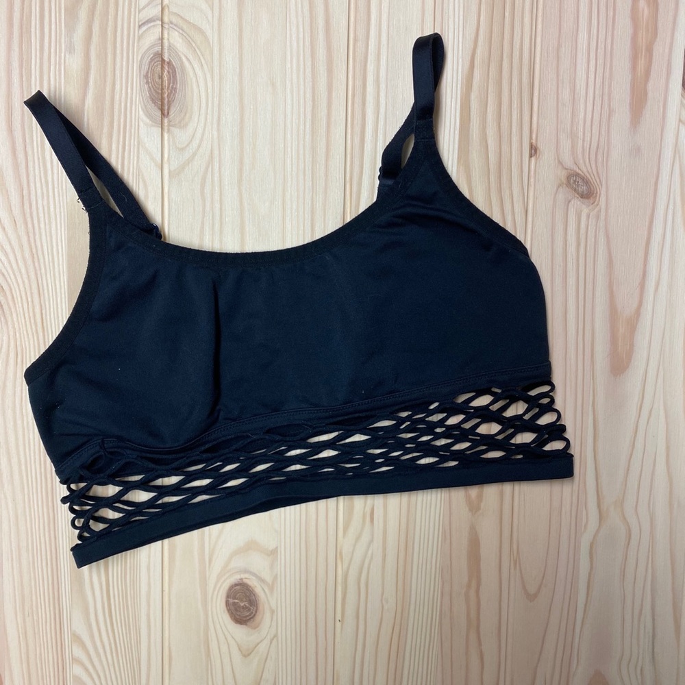 Victoria’s Secret Pink black bralette size LG.